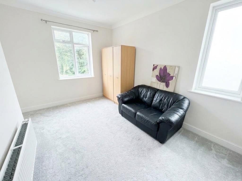 Langley Park, Mill Hill